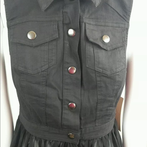Forever 21 Hi Lo Studded shoulder vest - Picture 3 of 7